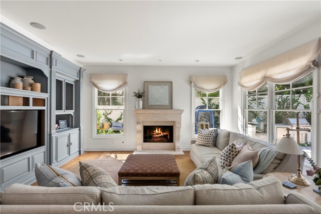 Detail Gallery Image 7 of 34 For 7 Vintage, Newport Beach,  CA 92660 - 4 Beds | 3/1 Baths