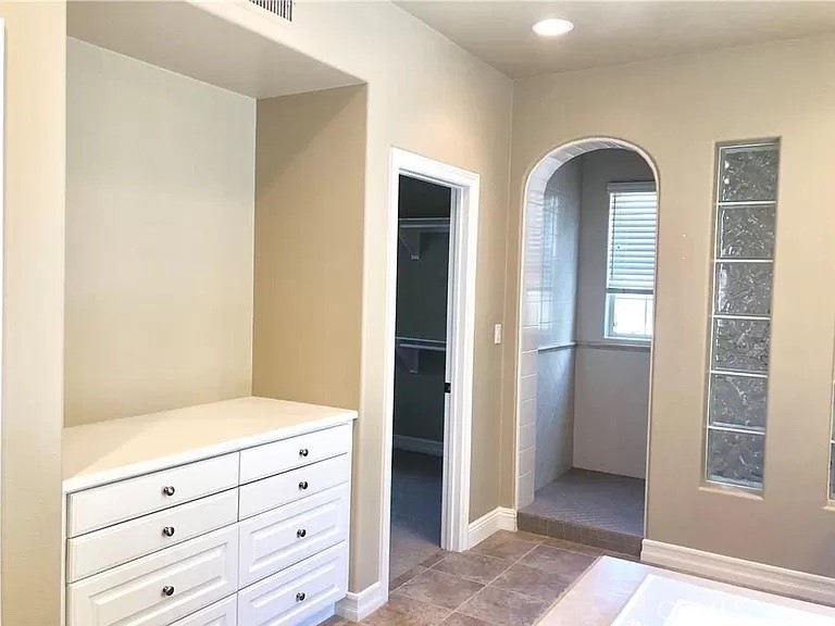 MLS #SR25262634 image #13