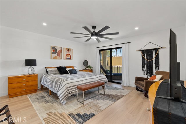2423 Los Patos, Palm Springs CA: https://media.crmls.org/medias/34dd05df-1513-4784-86cc-198bace36230.jpg