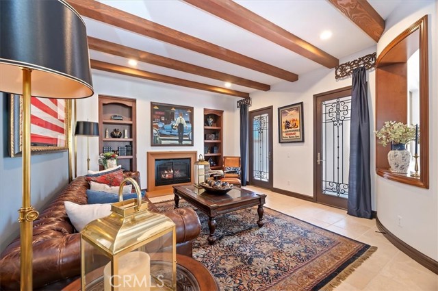 16850 Nandina Avenue, Riverside CA: https://media.crmls.org/medias/34df2f95-99e7-4fa7-be72-c21f96ce5c19.jpg