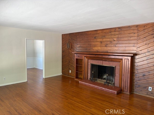 Detail Gallery Image 3 of 22 For 22354 Burbank Bld, Woodland Hills,  CA 91367 - 2 Beds | 1/1 Baths