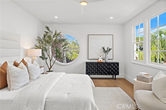 48 Belcourt Drive, Newport Beach CA: https://media.crmls.org/medias/34e0f15a-fd35-41ba-945d-c85e307c9220.jpg