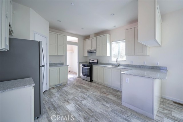 Detail Gallery Image 14 of 34 For 5430 Luna Rd, Phelan,  CA 92371 - 4 Beds | 3 Baths