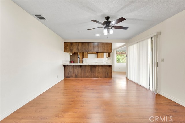 Detail Gallery Image 14 of 53 For 18572 Atlantic St, Hesperia,  CA 92345 - 4 Beds | 2/1 Baths