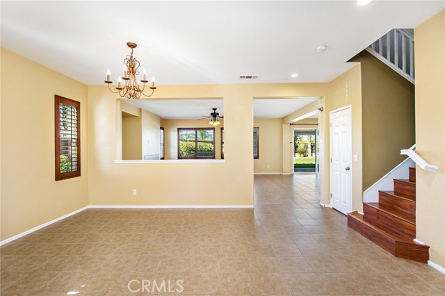 Detail Gallery Image 11 of 53 For 28618 Autumn Ln, Menifee,  CA 92584 - 5 Beds | 3 Baths