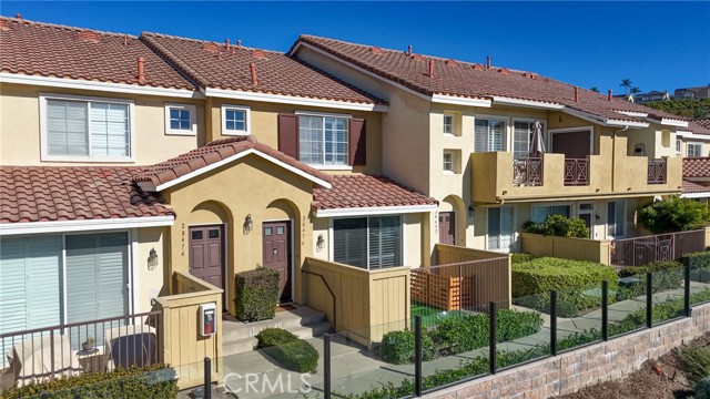 Front Image Thumbnail for CROC25268190