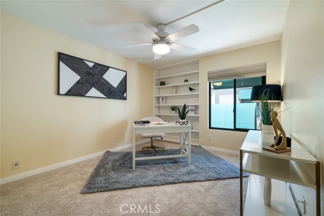 484 S Euclid Avenue, Pasadena CA: https://media.crmls.org/medias/34e25caa-3f09-4636-a63e-baf62571513d.jpg