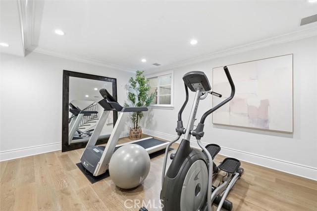 1000 Highview Ave, Manhattan Beach, California 90266, 5 Bedrooms Bedrooms, ,4 BathroomsBathrooms,Residential,For Sale,Highview Ave,SB25254287