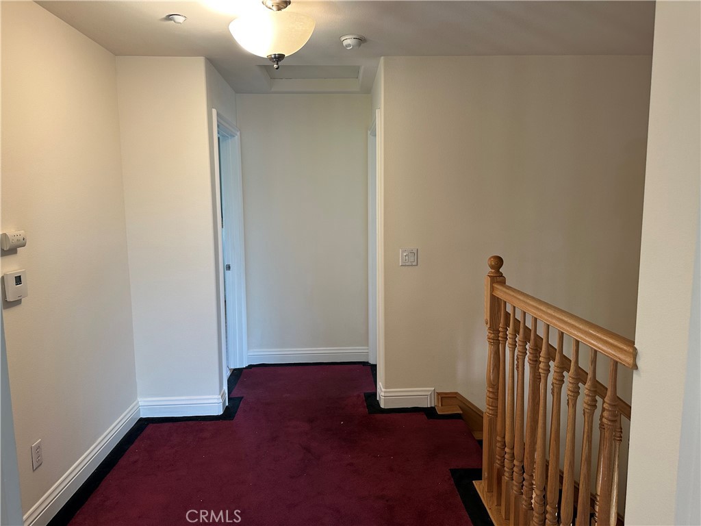 https://media.crmls.org/medias/34e2dd42-81e8-4a94-8c66-17bdaae6debf.jpg?preset=X-Large