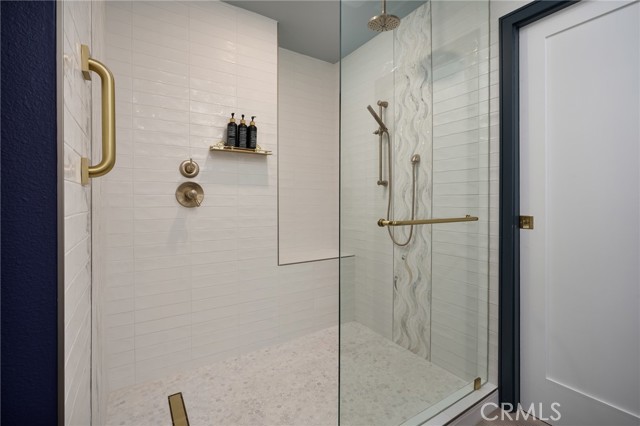 Detail Gallery Image 10 of 19 For 21142 Surfwood, Huntington Beach,  CA 92646 - 2 Beds | 1 Baths