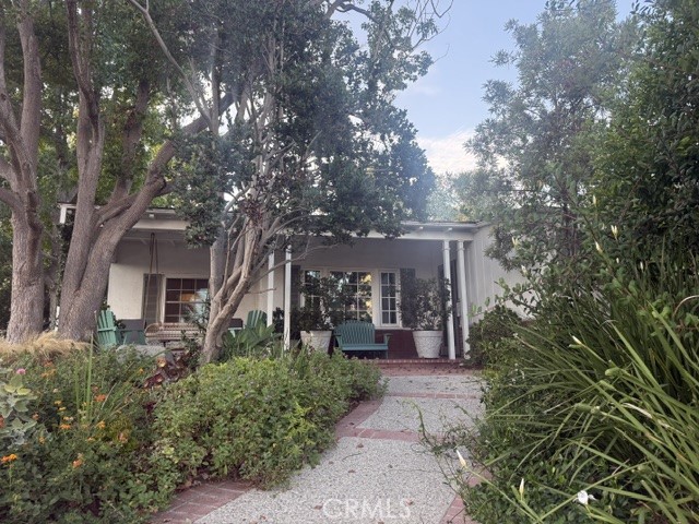 1701 Pier AVE