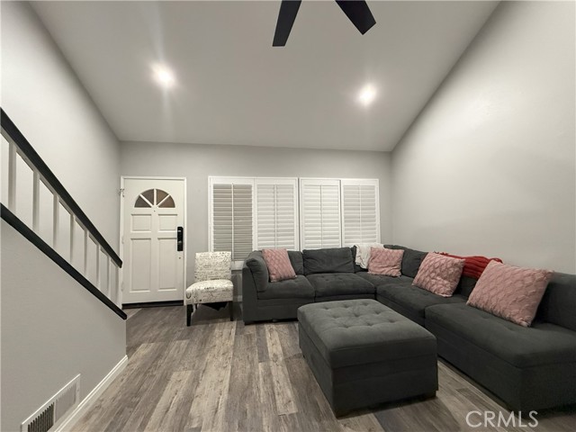 155 N Singingwood Street, Orange CA: https://media.crmls.org/medias/34e5ac8d-8b82-458e-8b4a-d2fd99988399.jpg