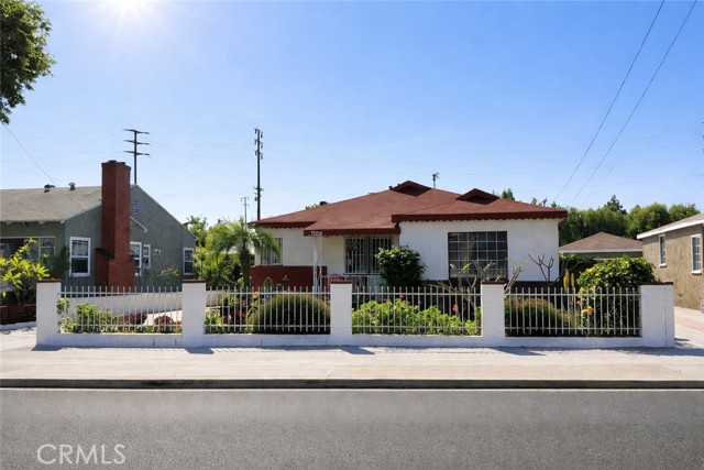 Detail Gallery Image 10 of 27 For 7105 California Ave, Bell Gardens,  CA 90201 - 3 Beds | 2 Baths