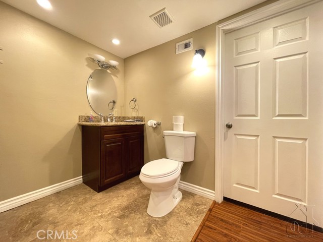 Detail Gallery Image 31 of 41 For 2702 Thule Ln, Running Springs,  CA 92382 - 4 Beds | 3/1 Baths