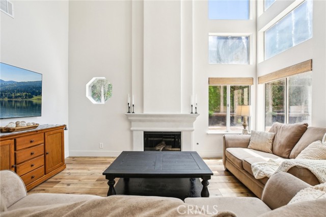 21391 Birdhollow Drive, Trabuco Canyon CA: https://media.crmls.org/medias/34e76724-6043-4d8e-9eab-017bc90aad26.jpg
