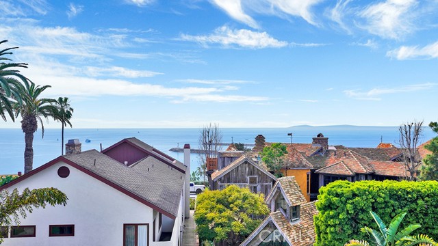 Detail Gallery Image 61 of 71 For 213 Marguerite, Corona Del Mar,  CA 92625 - 3 Beds | 2/1 Baths