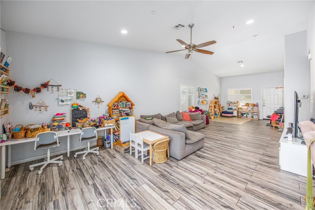 Detail Gallery Image 12 of 24 For 622 Faith, Beaumont,  CA 92223 - 3 Beds | 2 Baths