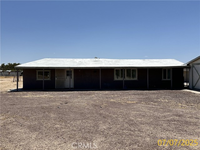 Detail Gallery Image 1 of 15 For 46123 Fairview Rd, Newberry Springs,  CA 92365 - 6 Beds | 5 Baths
