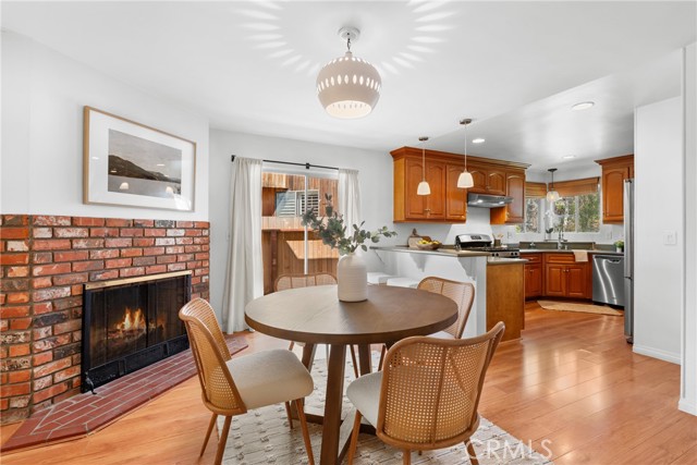 Detail Gallery Image 16 of 50 For 586 36th, Manhattan Beach,  CA 90266 - 3 Beds | 2 Baths