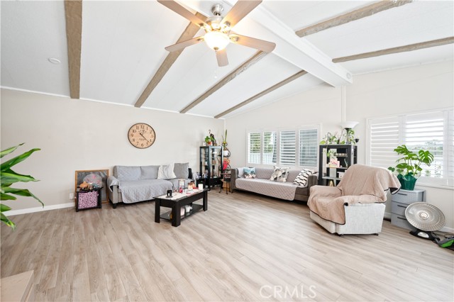 Detail Gallery Image 5 of 46 For 28771 via Estrella, Murrieta,  CA 92563 - 3 Beds | 2 Baths