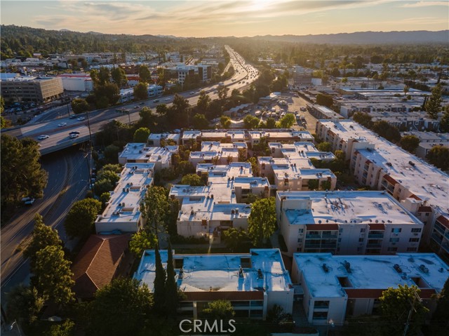 Detail Gallery Image 26 of 29 For 18307 Burbank Bld #48,  Tarzana,  CA 91356 - 2 Beds | 2 Baths