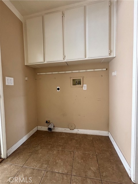 17092 Whispering Brook Way, Riverside CA: https://media.crmls.org/medias/34e9f032-edc6-480c-9d90-6b59a5447cd5.jpg