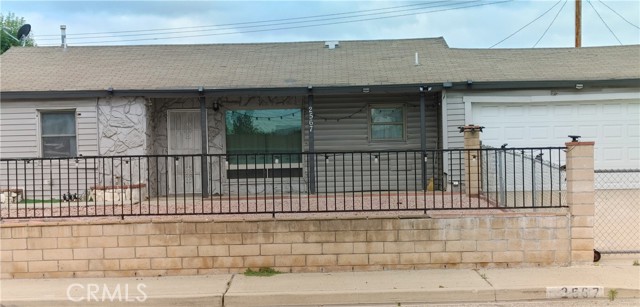 2567 Stanford Ave, Pomona, CA 91766