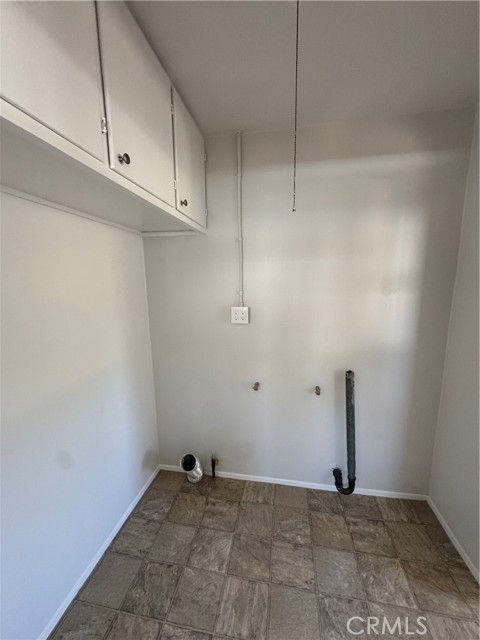 Detail Gallery Image 10 of 15 For 815 South Juanita, Redondo Beach,  CA 90277 - 4 Beds | 2 Baths