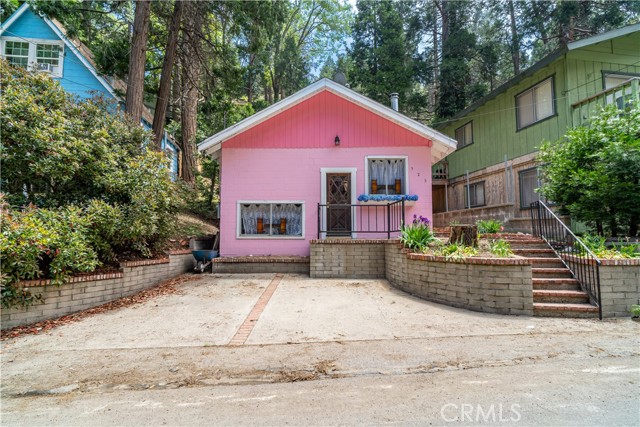 925 Fern Drive, Crestline, CA, 92325 925 Fern Drive, Crestline, CA, 92325