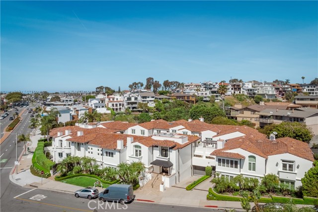 Detail Gallery Image 22 of 25 For 401 Seaward Rd #2,  Corona Del Mar,  CA 92625 - 3 Beds | 2/1 Baths