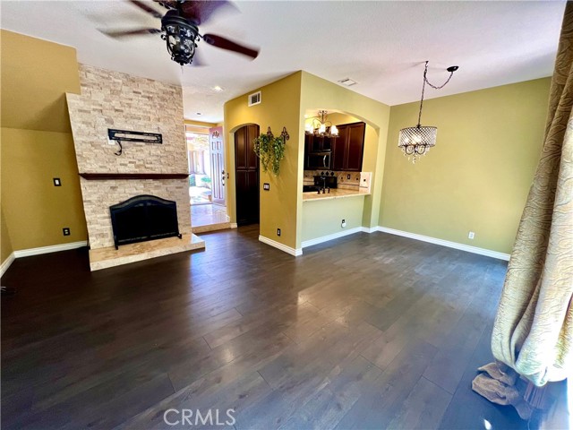 Detail Gallery Image 8 of 19 For 121 Pasto Rico, Rancho Santa Margarita,  CA 92688 - 2 Beds | 2/1 Baths