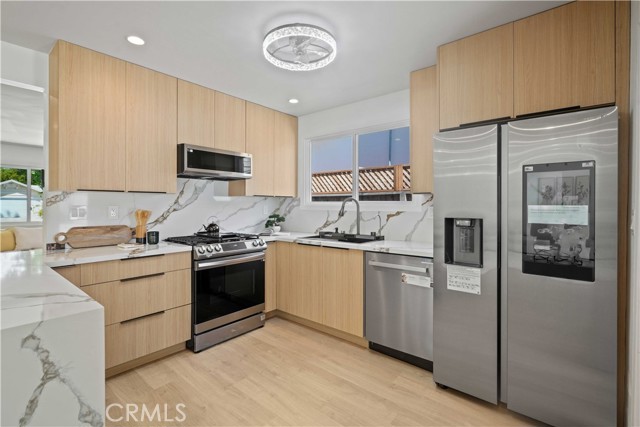 Detail Gallery Image 7 of 37 For 6620 Brennan Ave, West Hills,  CA 91307 - 3 Beds | 2 Baths