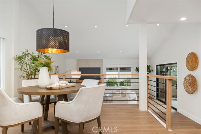 270 Old Ranch Road, Seal Beach CA: https://media.crmls.org/medias/34ec9cf0-cf59-494d-939b-d3703e38e5fe.jpg