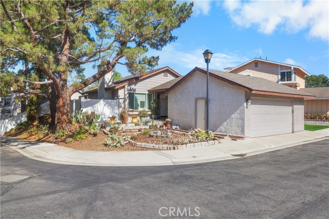 Front Image Thumbnail for CRTR26090652