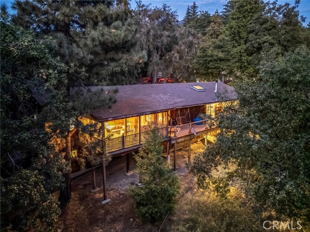 Detail Gallery Image 12 of 72 For 29901 Eagles Nest Dr, Idyllwild,  CA 92549 - 6 Beds | 5 Baths