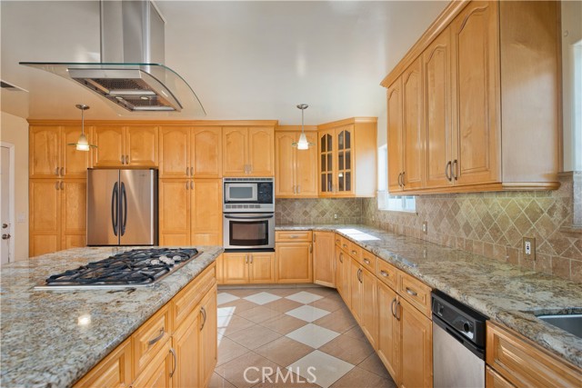 Detail Gallery Image 48 of 52 For 13608 Bassett St, Valley Glen,  CA 91405 - 6 Beds | 4 Baths