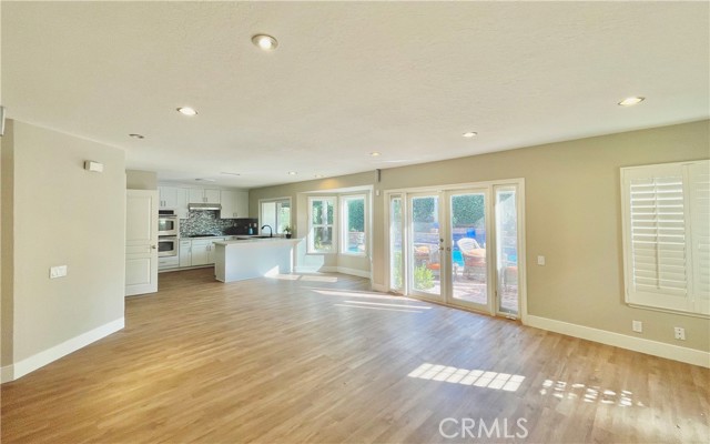 Detail Gallery Image 12 of 22 For 10 Ramada, Irvine,  CA 92620 - 4 Beds | 3 Baths