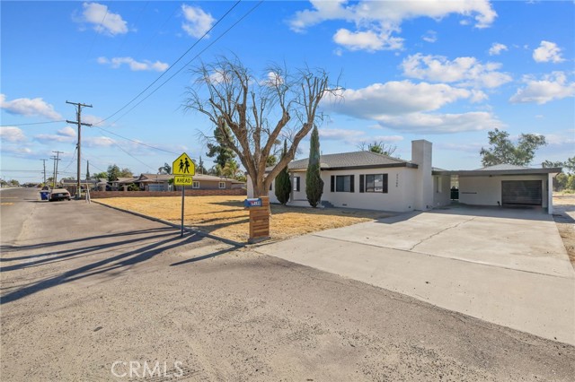 Detail Gallery Image 3 of 52 For 21199 S Feland Ave, Riverdale,  CA 93656 - 3 Beds | 2 Baths