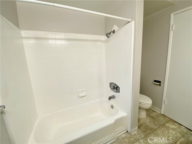 Detail Gallery Image 9 of 9 For 3335 Triangle Pl #5,  Glendale,  CA 91208 - 1 Beds | 1 Baths