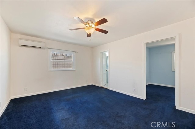 3713 Packard Street, Jurupa Valley CA: https://media.crmls.org/medias/34f2c063-f3bc-469b-9897-9385f3397f25.jpg