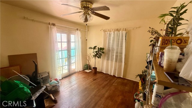 1518 E Luray Street, Long Beach CA: https://media.crmls.org/medias/34f334ff-e0b2-4432-a0a7-d393f8d531fb.jpg