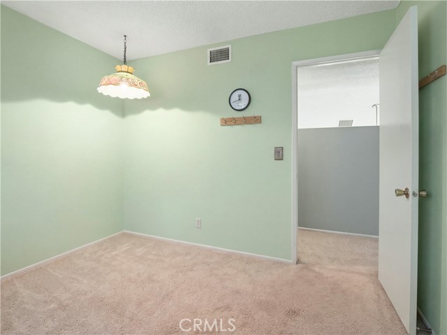 Detail Gallery Image 12 of 16 For 27015 Las Mananitas, Valencia,  CA 91354 - 4 Beds | 3 Baths