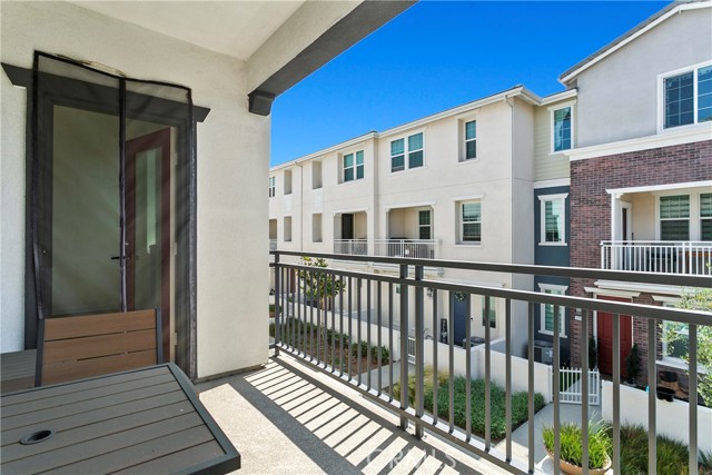 6902 Sagebrush Circle, Buena Park CA: https://media.crmls.org/medias/34f4d8af-7bfd-41c6-b28e-d1ebc3244b6d.jpg