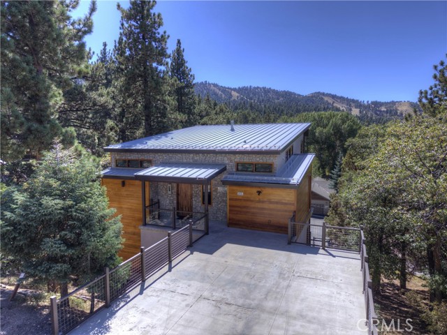 43669 Ridge Crest, Big Bear Lake, CA 92315