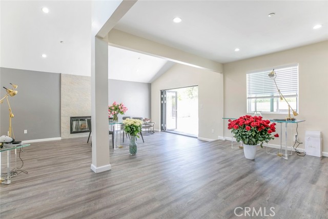 Detail Gallery Image 10 of 38 For 17465 Tuscan Dr, Granada Hills,  CA 91344 - 4 Beds | 3 Baths