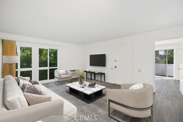 Detail Gallery Image 34 of 44 For 2119 via Puerta #Q,  Laguna Woods,  CA 92637 - 2 Beds | 1 Baths