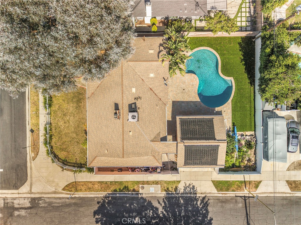 https://media.crmls.org/medias/34f638d0-124d-4453-9e5d-3f06d1d66e27.jpg?preset=X-Large