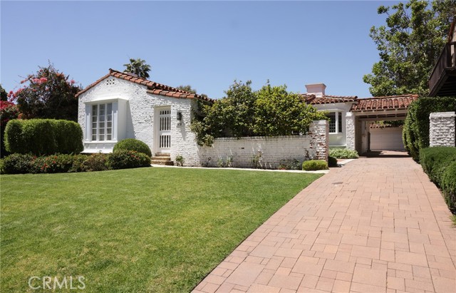 Detail Gallery Image 5 of 45 For 10781 Lindbrook Dr, Los Angeles,  CA 90024 - 4 Beds | 3/1 Baths