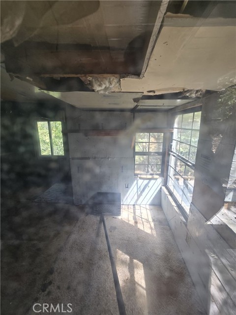 1207 Aleutian, Lake Arrowhead CA: https://media.crmls.org/medias/34f7b9af-765d-4106-92fc-1124092825be.jpg