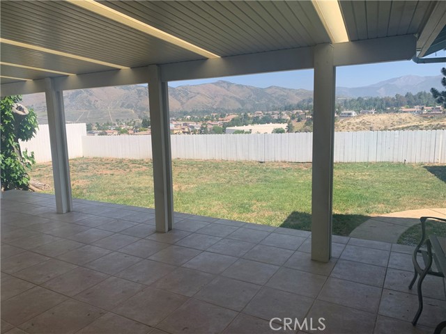 34786 Date Street, Yucaipa CA: https://media.crmls.org/medias/34f83e8d-659b-4b36-8854-4f1be88b9ee4.jpg